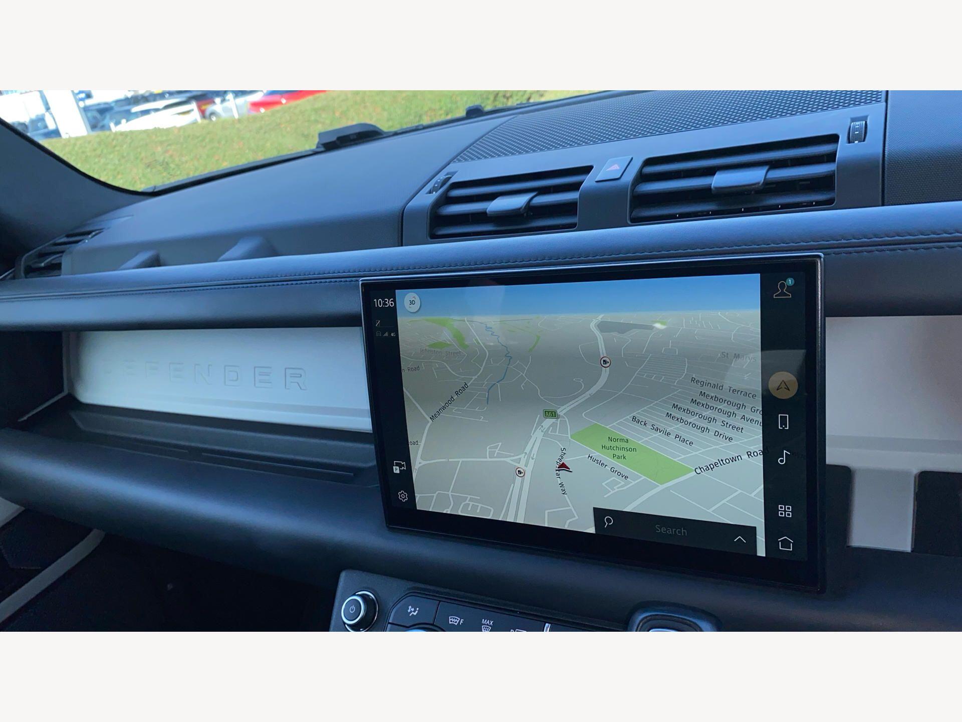 Land Rover Defender view 13