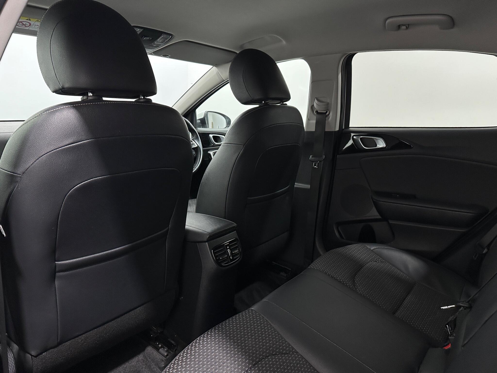 Kia Xceed view 38