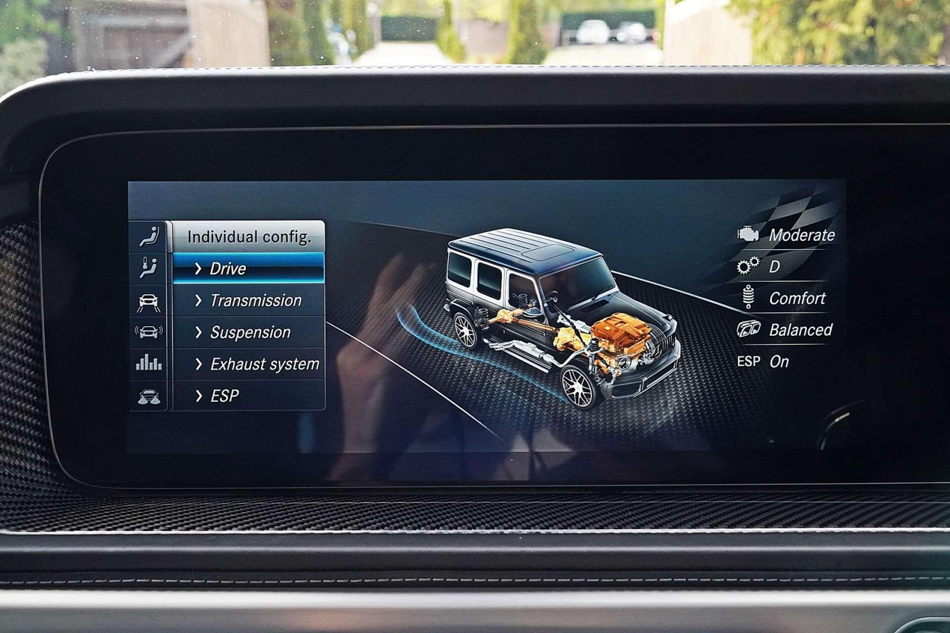 Mercedes-Benz G-Class view 30