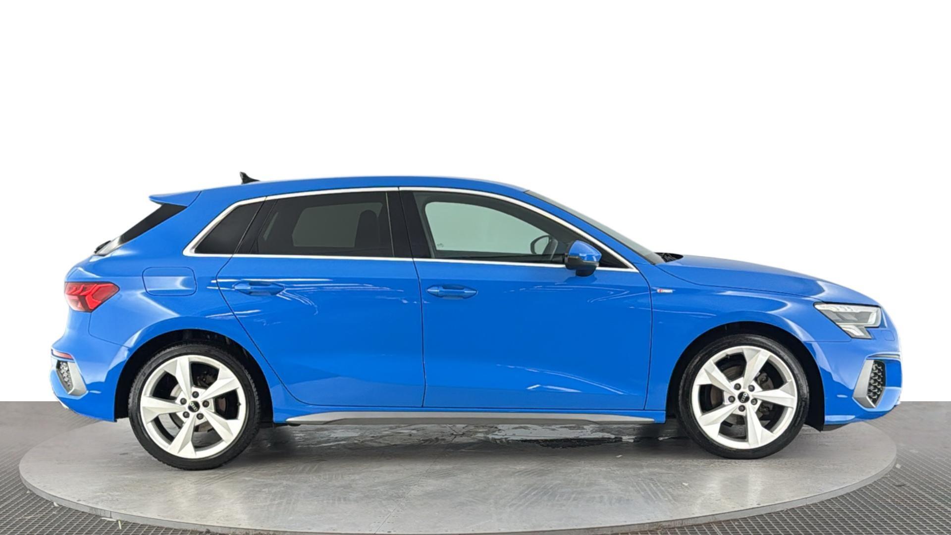 Audi A3 view 3