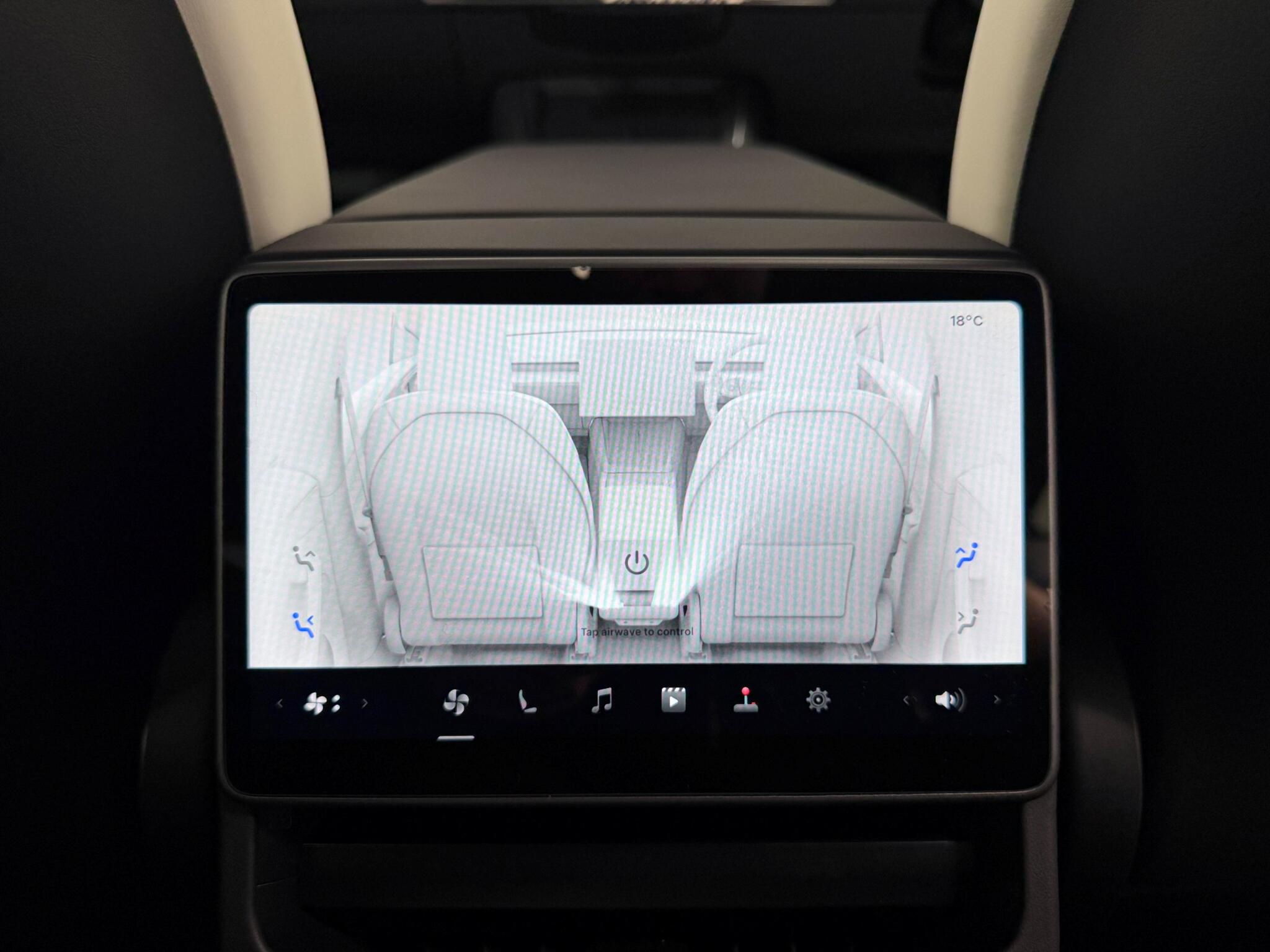 Tesla Model Y view 19