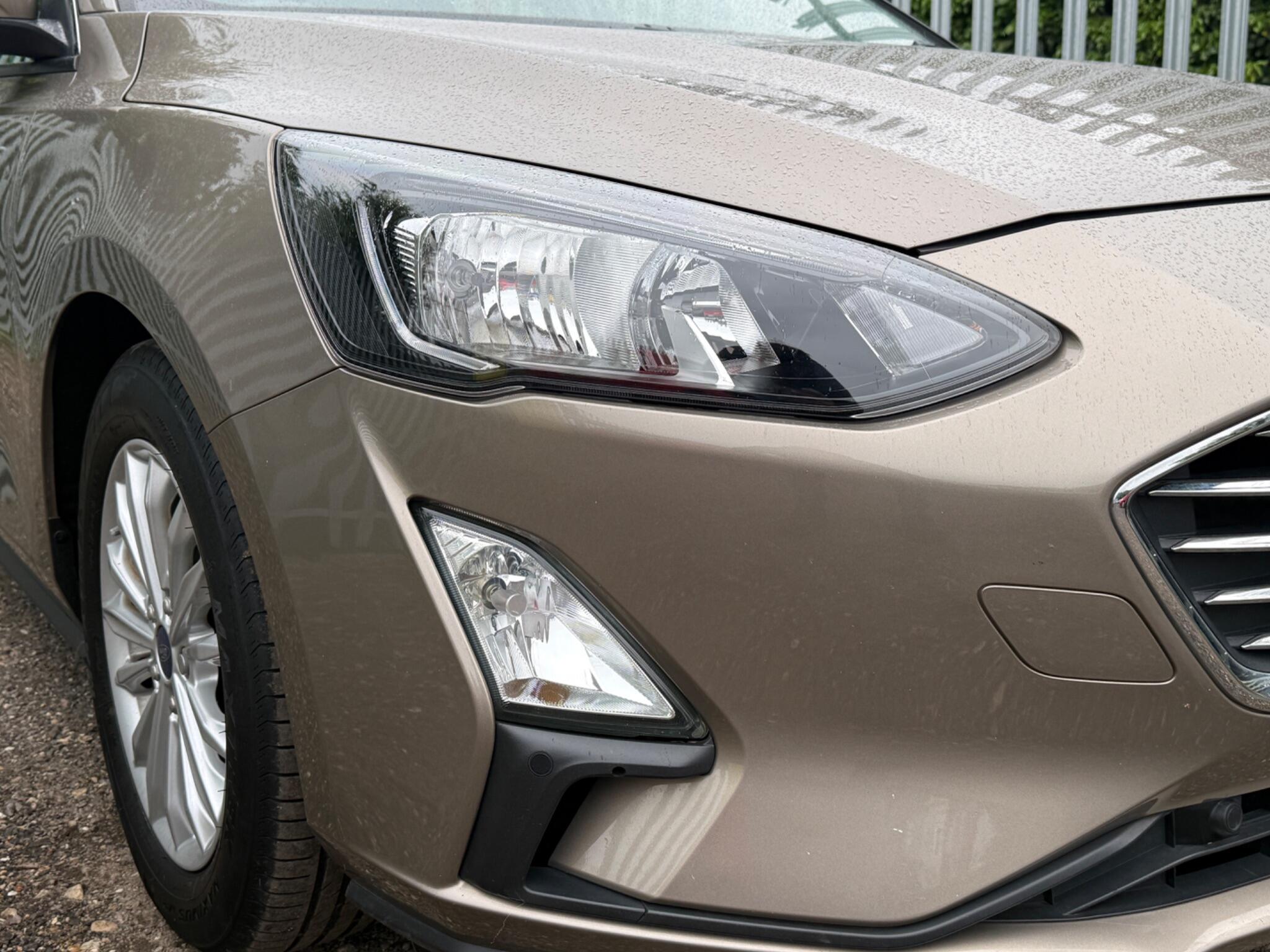 2019 Ford Focus image 44
