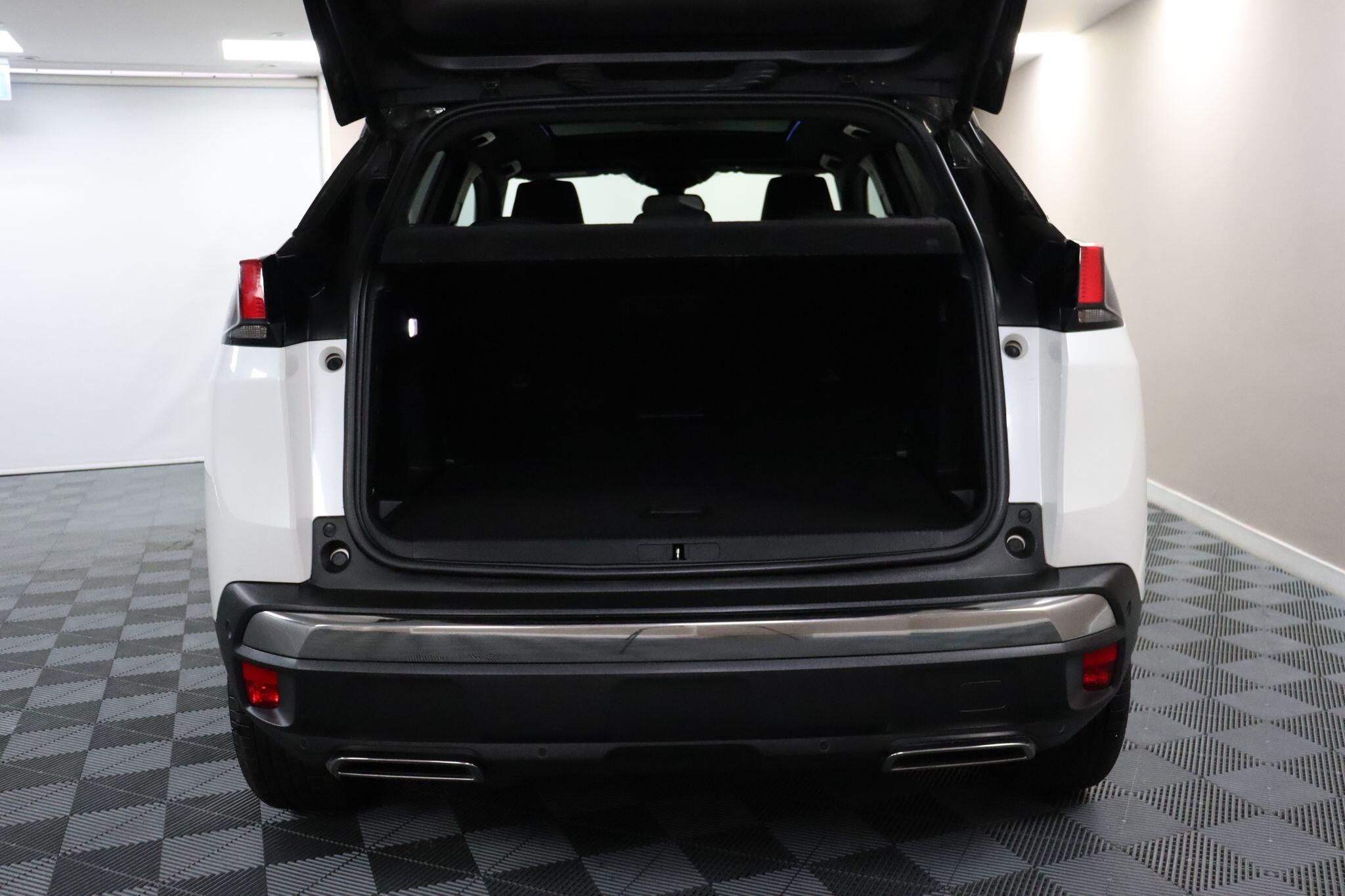 Peugeot 3008 view 14