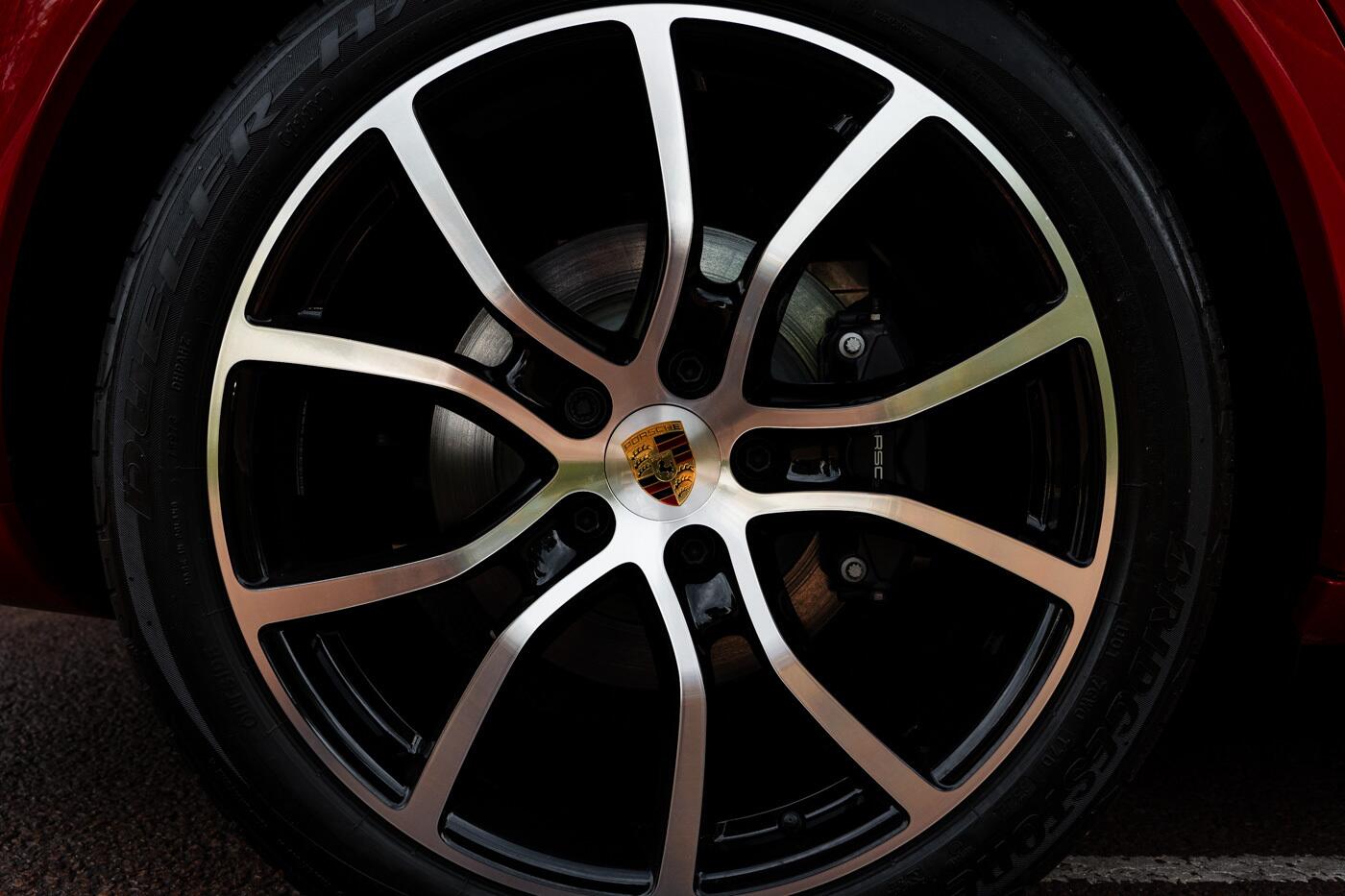 Porsche Cayenne view 23