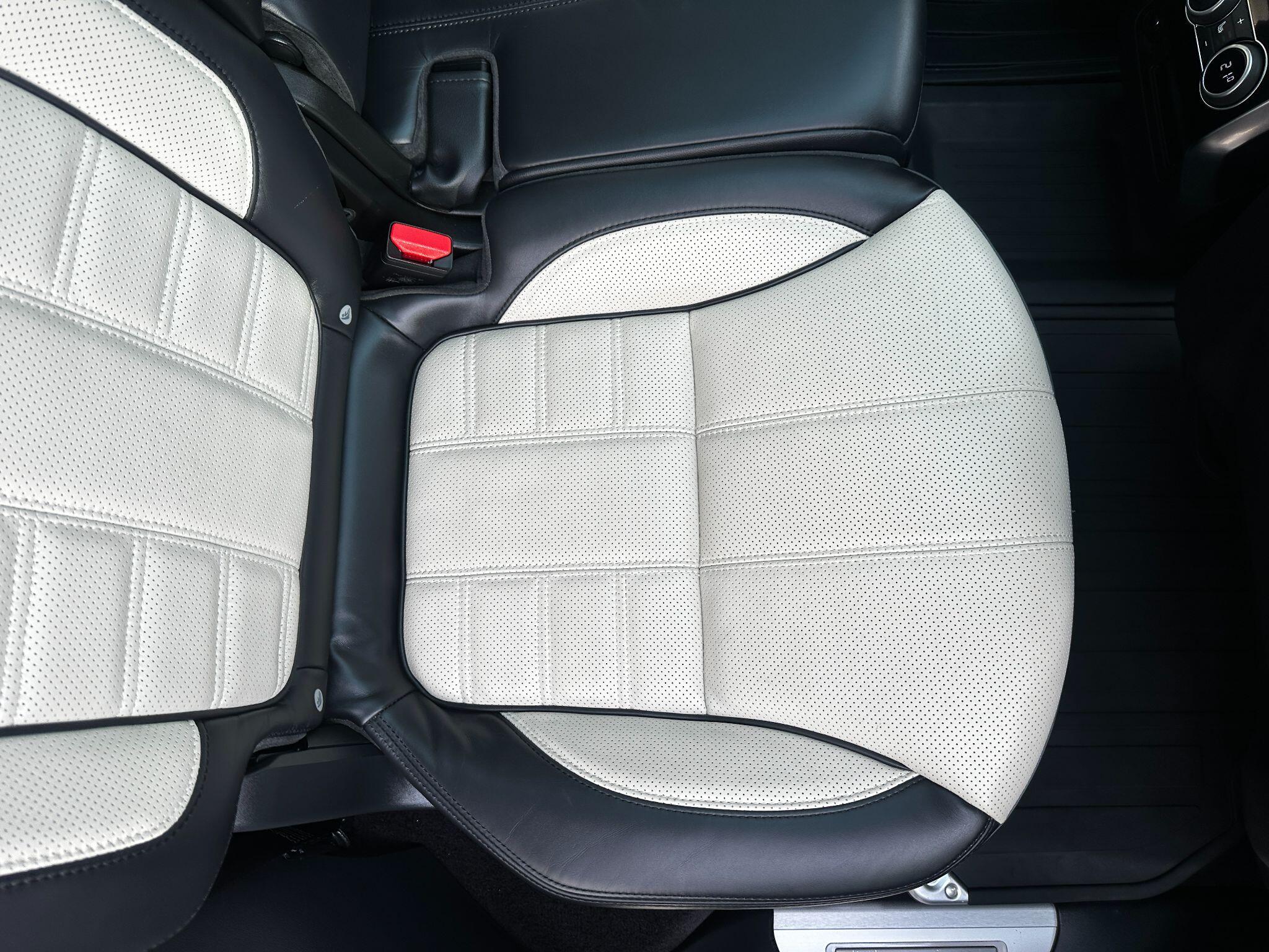 Land Rover Range Rover Sport view 34