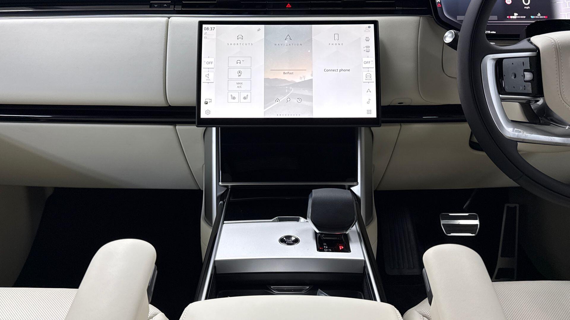 Land Rover Range Rover view 14