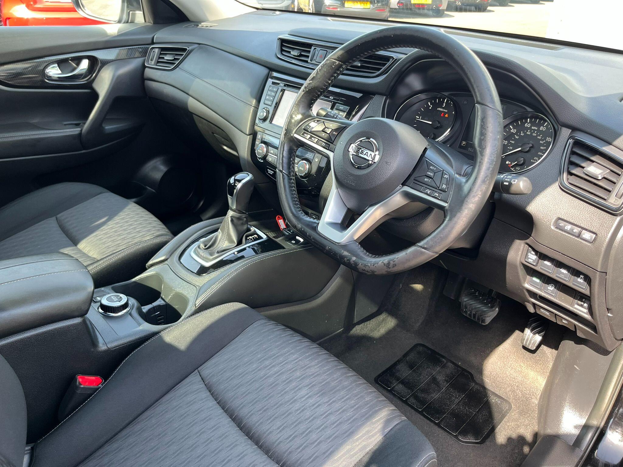 Nissan X-Trail view 13