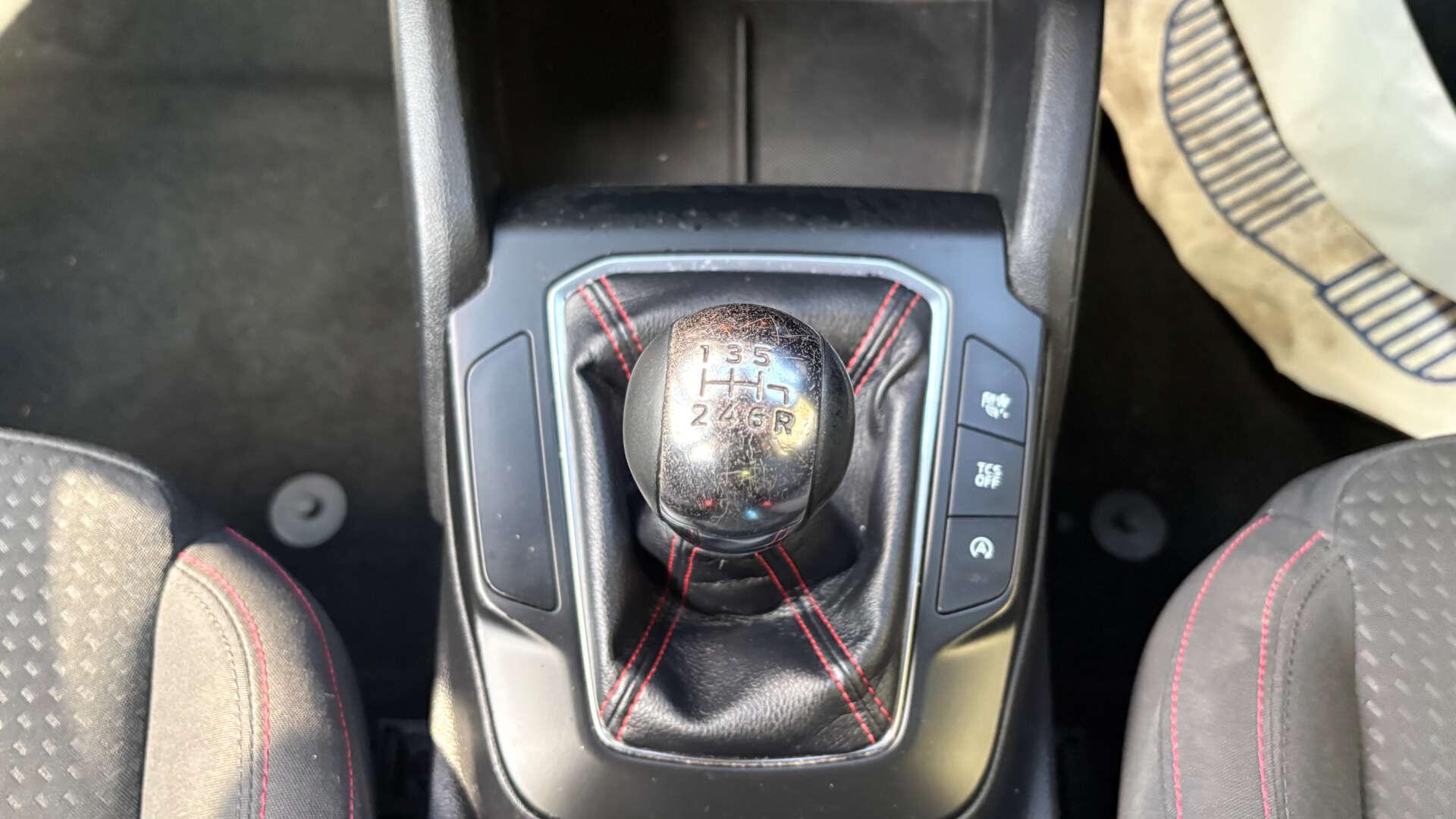 Ford Focus view 33