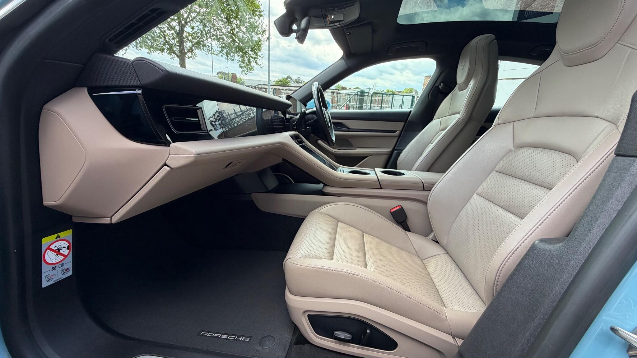 Porsche Taycan view 31