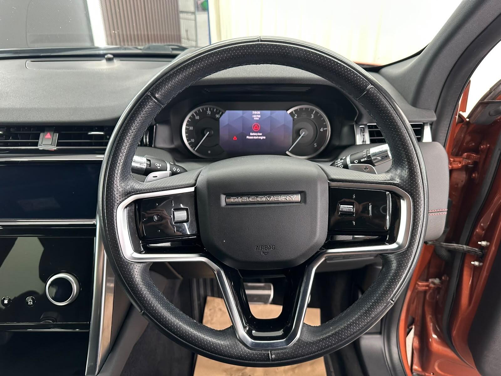 Land Rover Discovery Sport view 38
