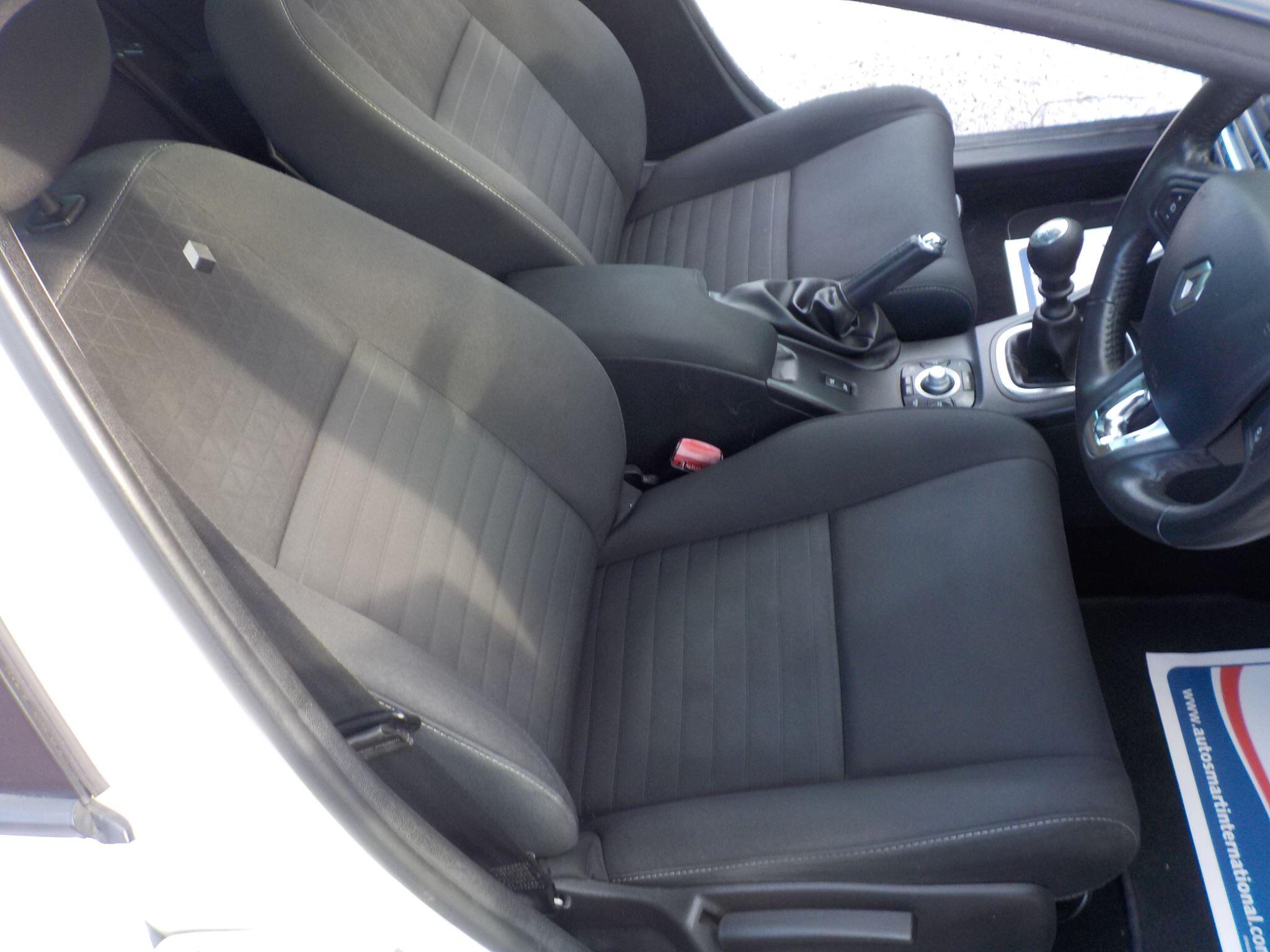 Renault Megane 1.5 dCi Limited Nav Euro 6 (s/s) 5dr