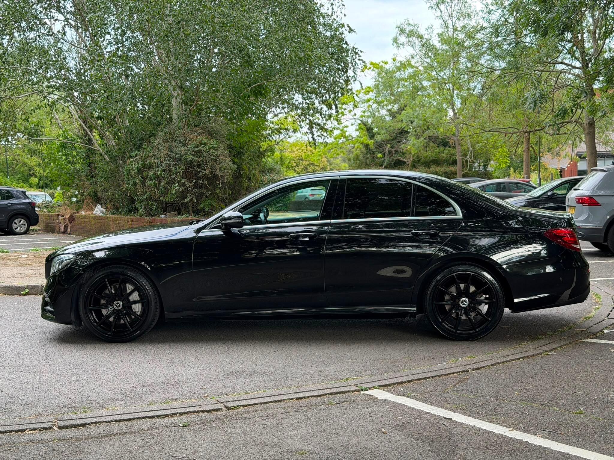 Mercedes-Benz E-Class view 7
