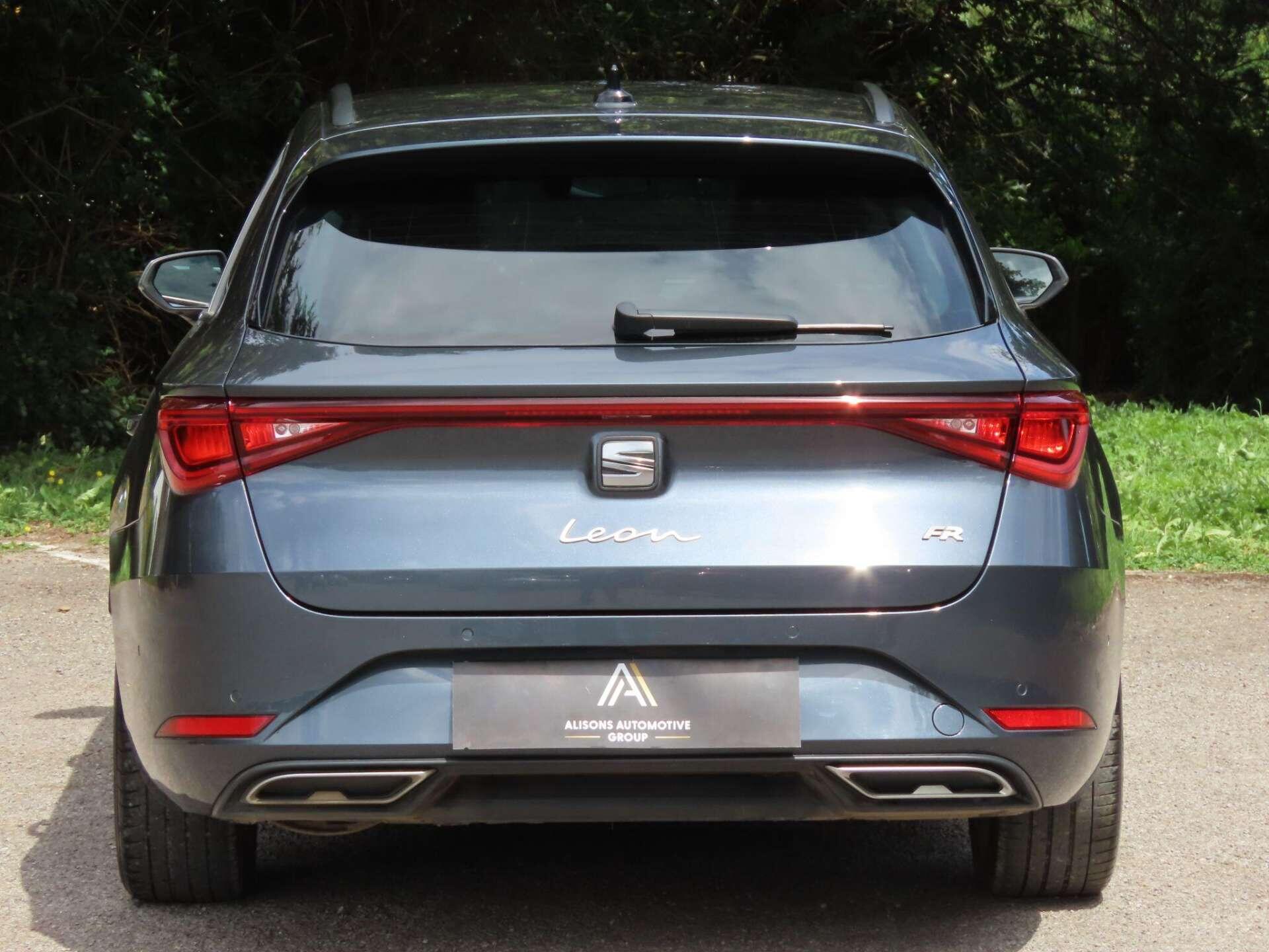 Seat Leon view 5