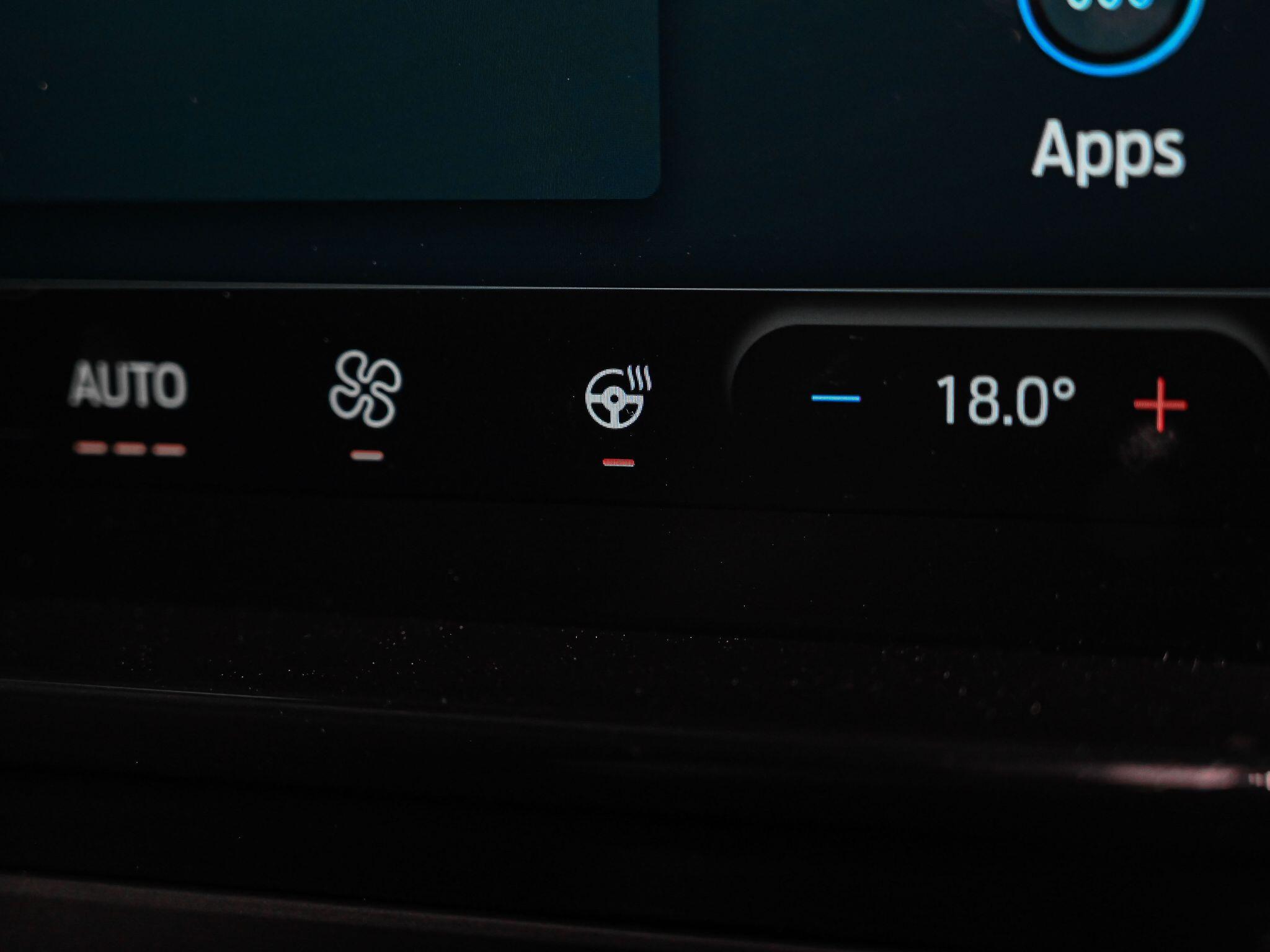 Ford Transit Custom view 23
