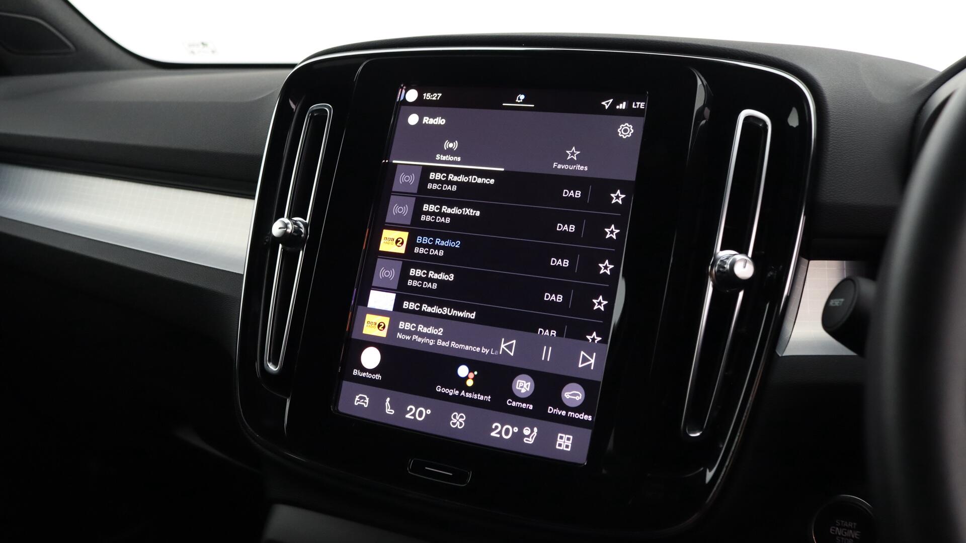 Volvo XC40 view 35