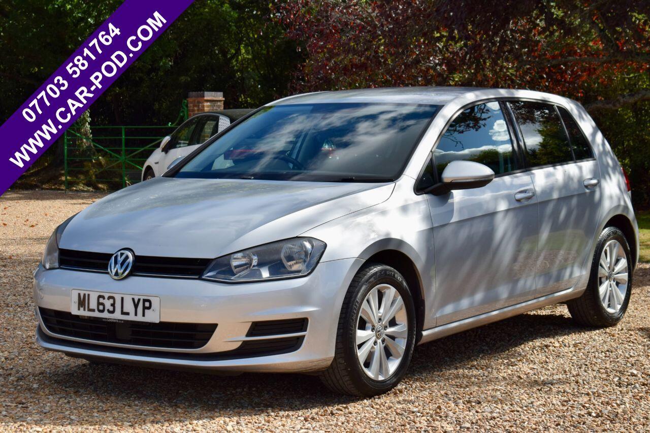 Volkswagen Golf view 4