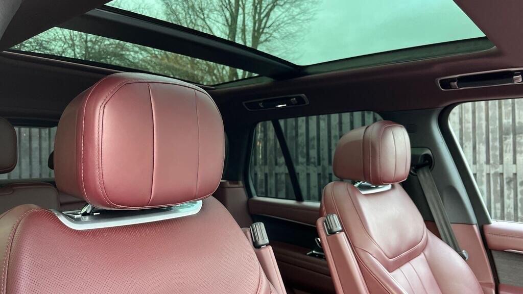 Land Rover Range Rover view 7