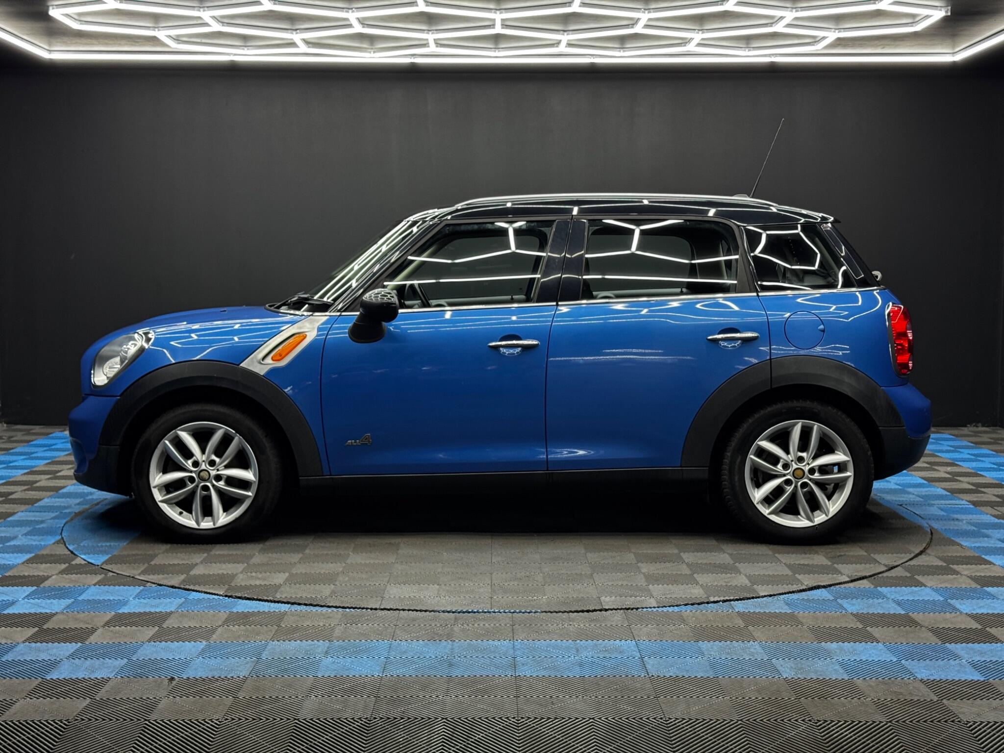 Mini Countryman view 8