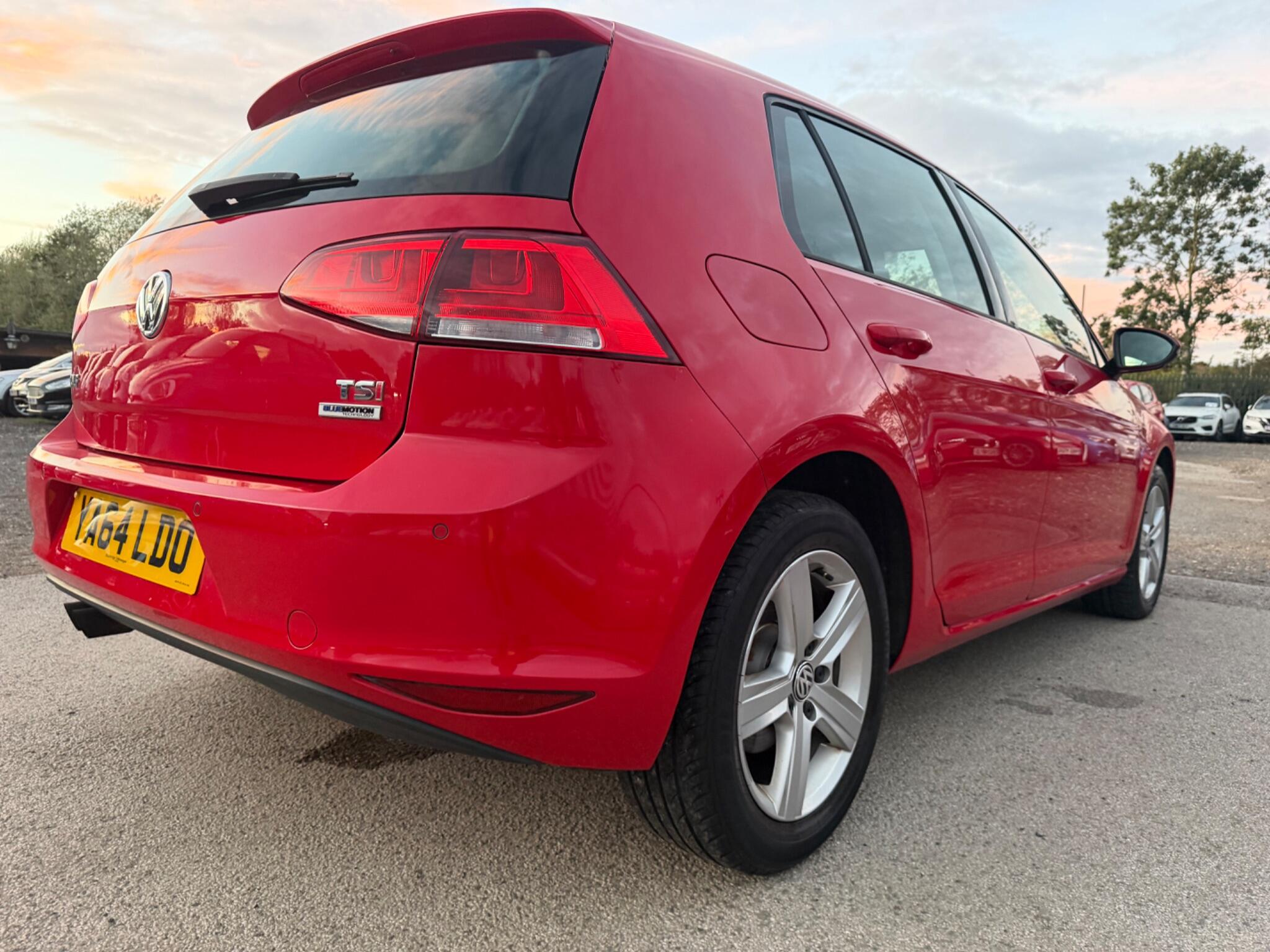Volkswagen Golf view 22