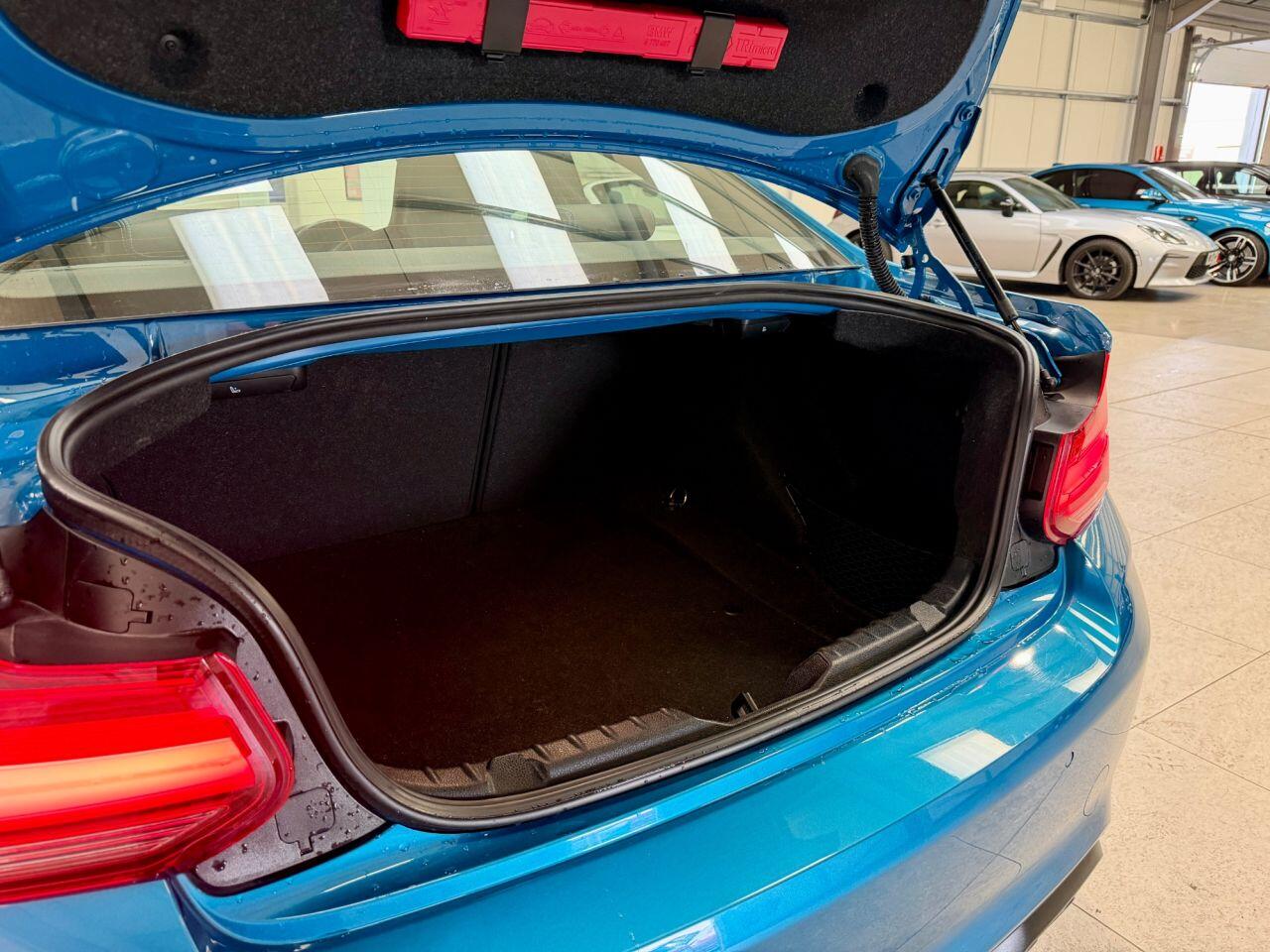 BMW M2 view 29