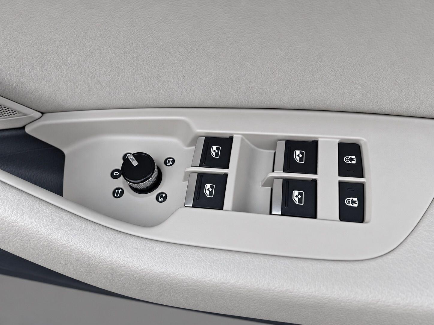 Audi A6 view 17