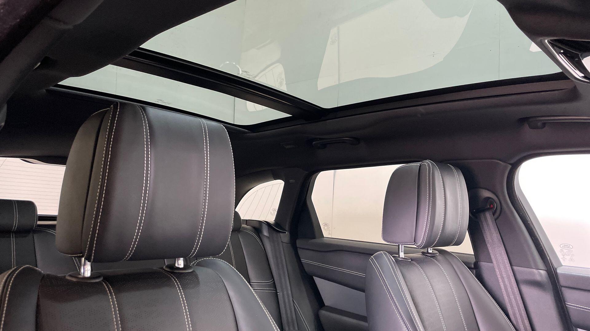 Land Rover Range Rover Velar view 21