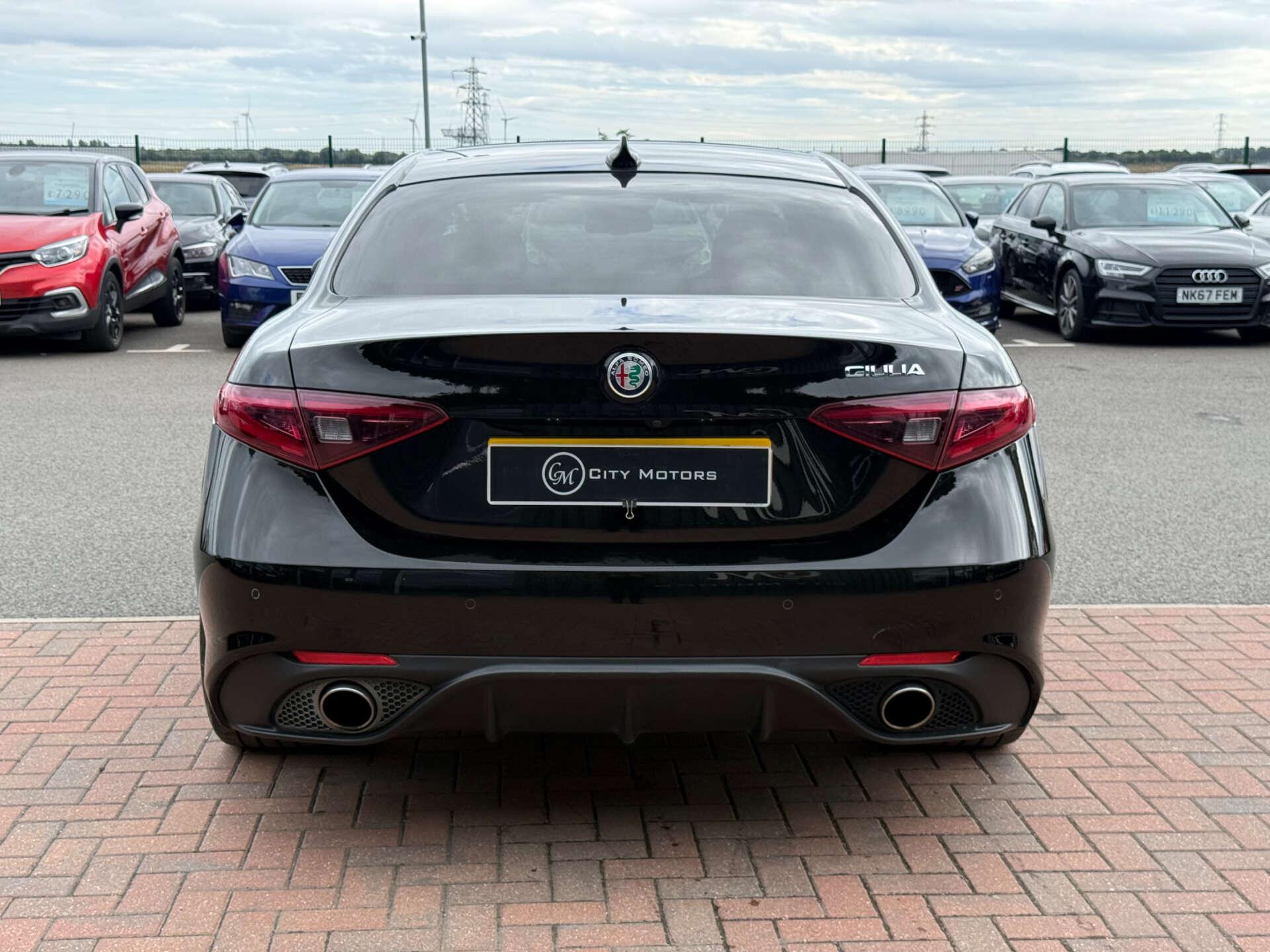 Alfa Romeo Giulia view 23