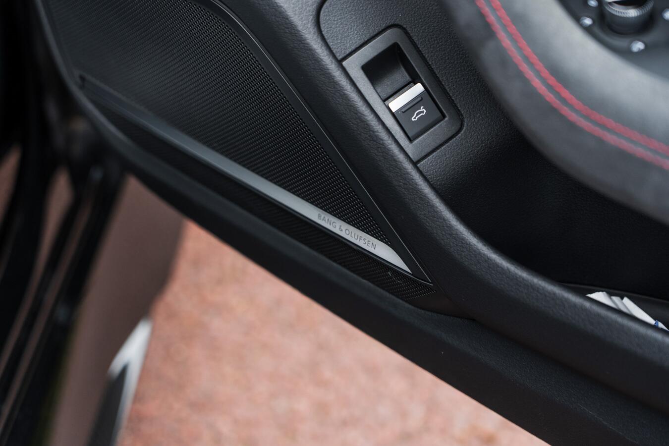 Audi RS6 Avant view 53