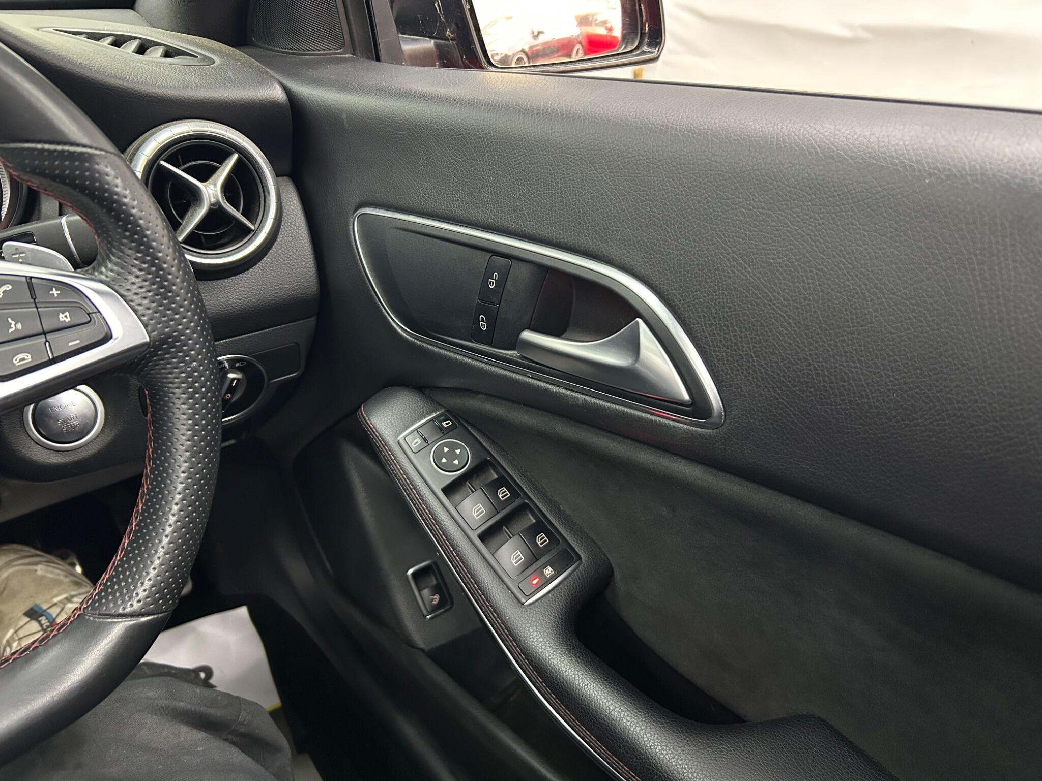 Mercedes-Benz Cla view 48