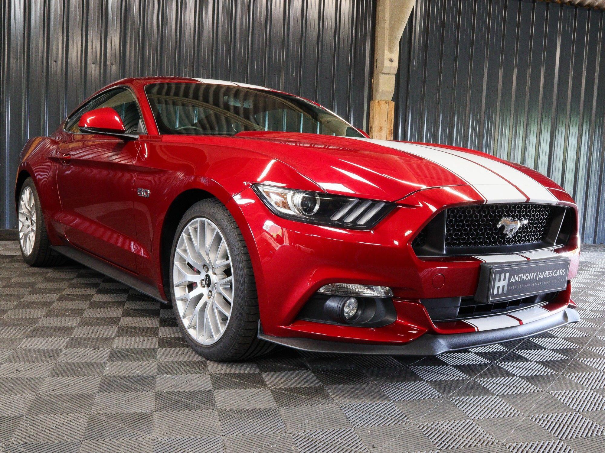 Ford Mustang view 47