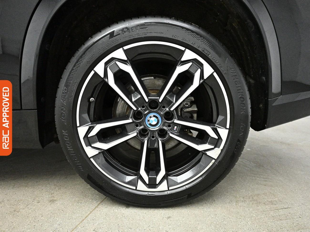BMW Ix1 view 17