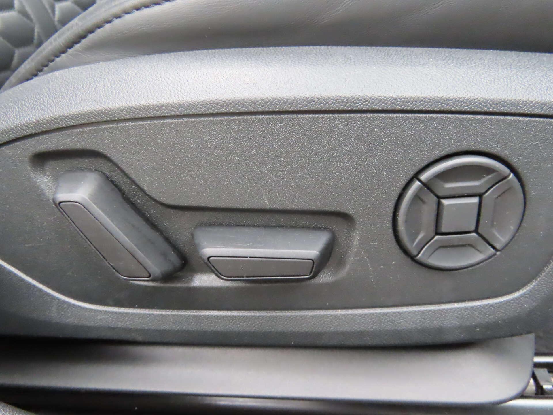 Audi RS3 view 12