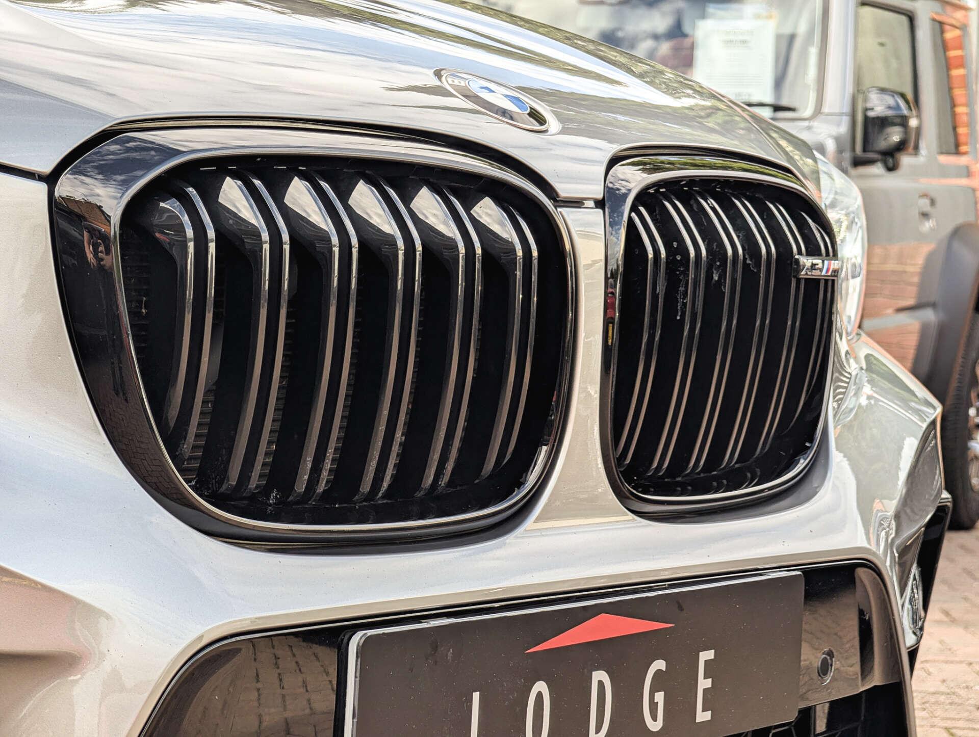 BMW X3 M view 11