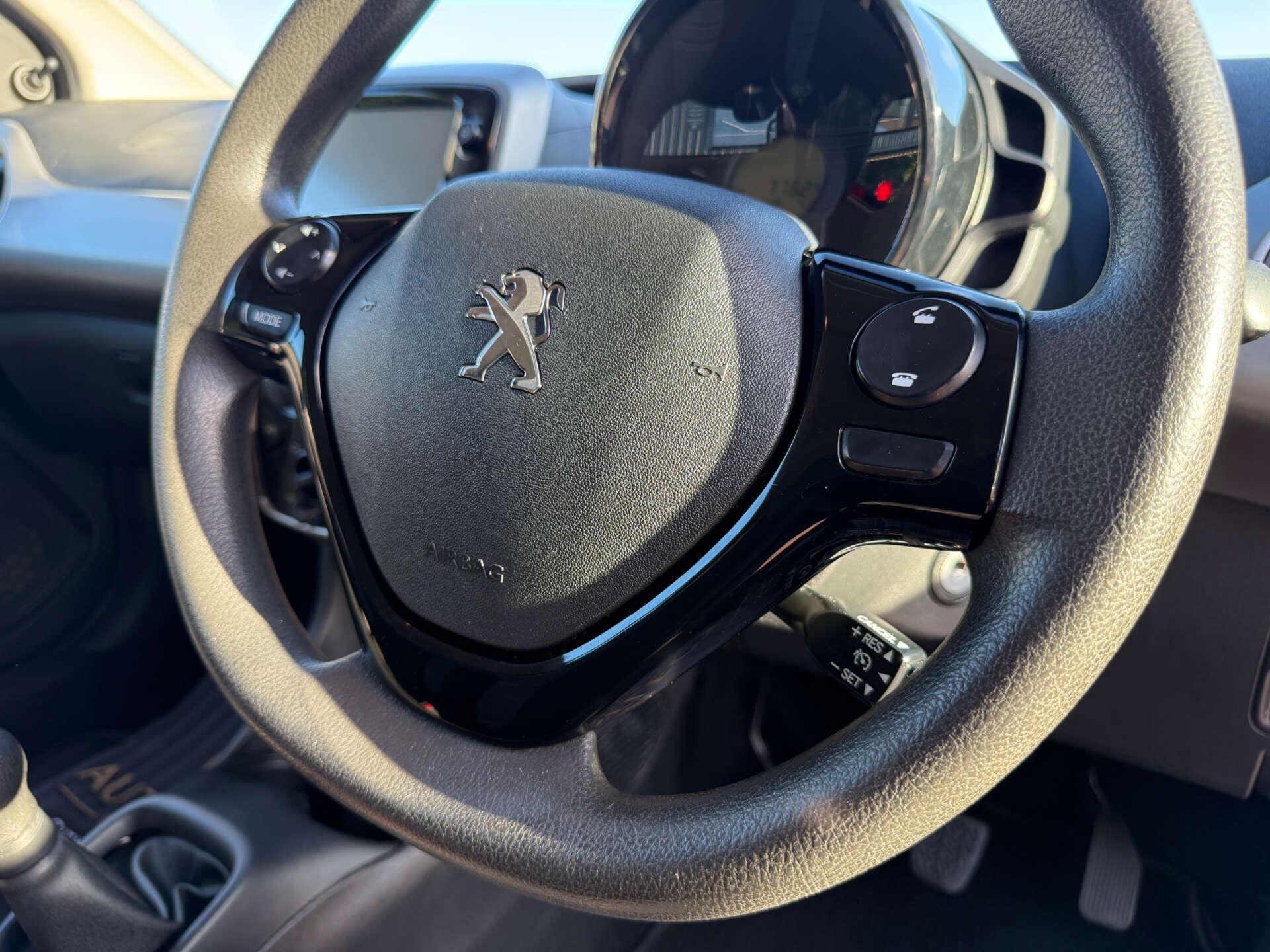 Peugeot 108 view 35