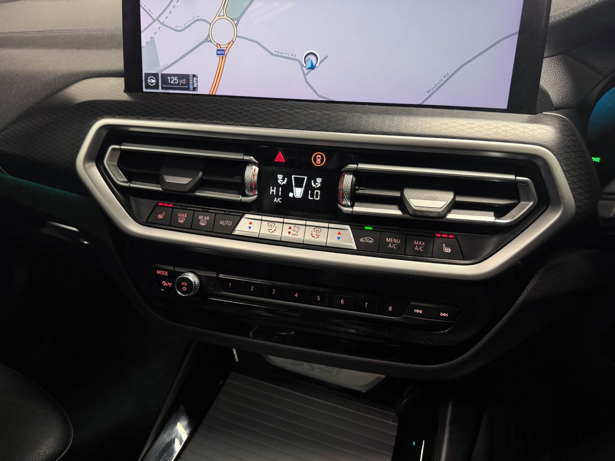 BMW X3 view 34