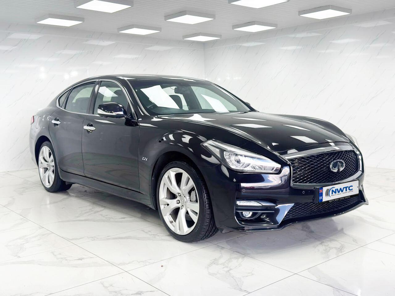 Infiniti Q70