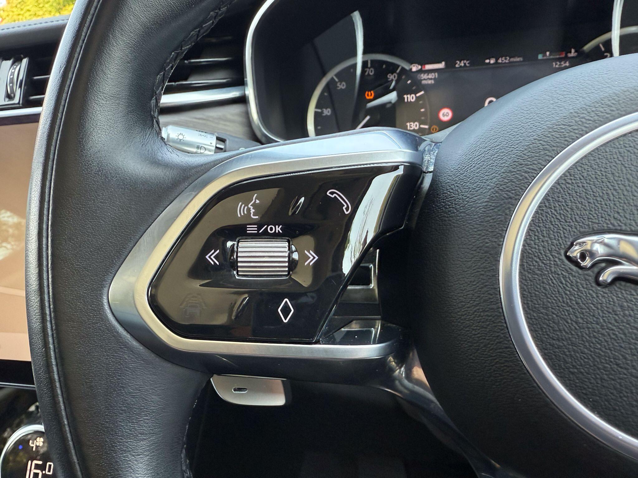Jaguar F-Pace view 21