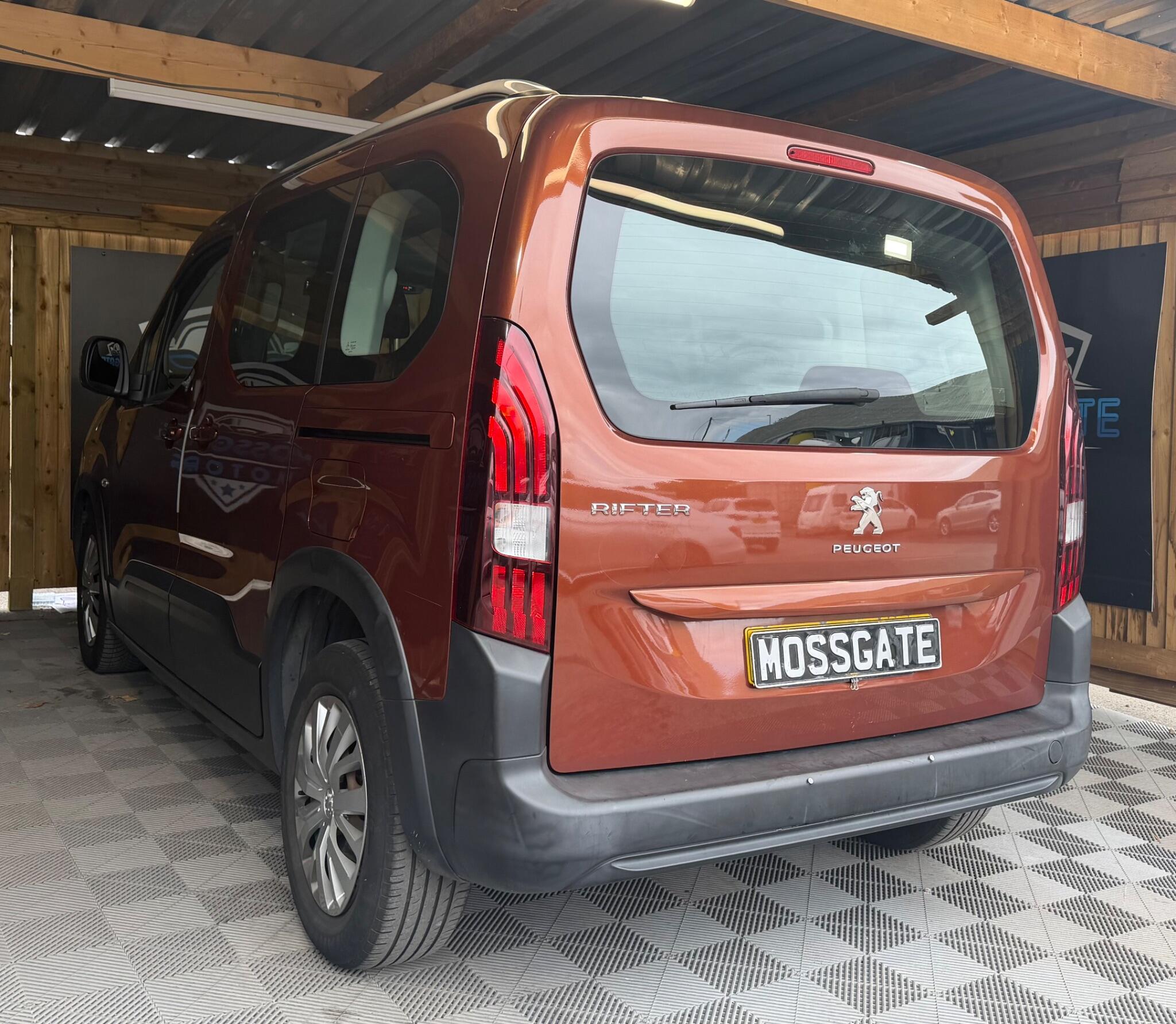 Peugeot Rifter view 9