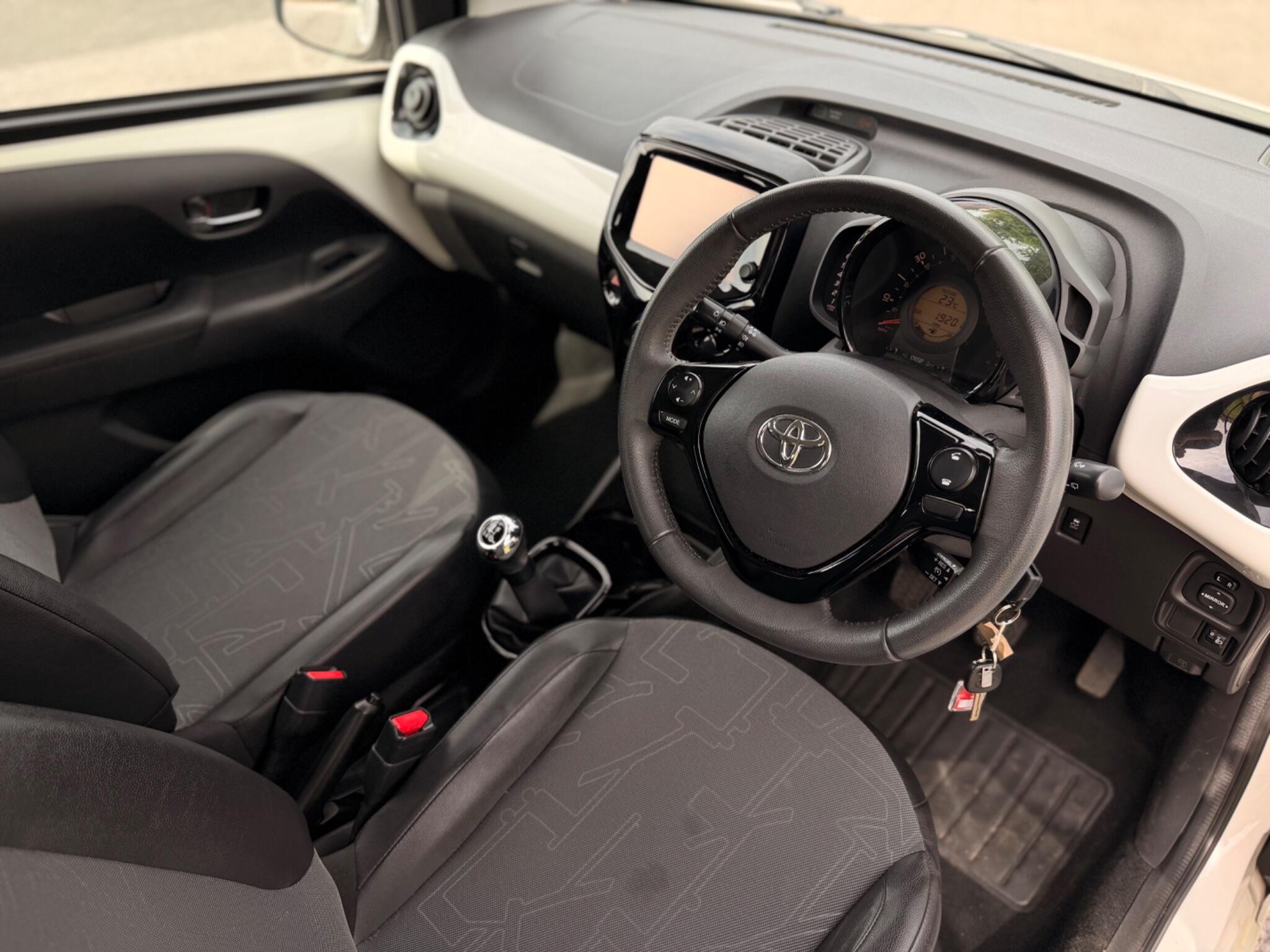 Toyota Aygo view 14