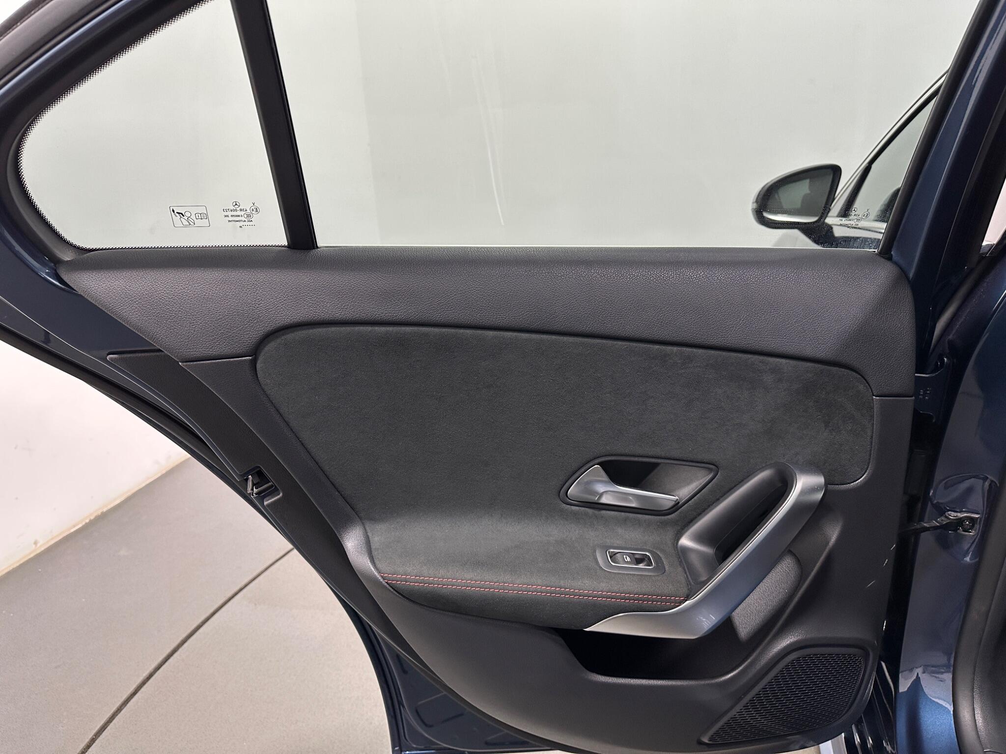 Mercedes-Benz A-Class view 39