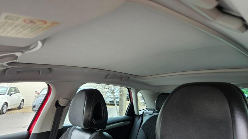 2011 Citroen C4 image 17