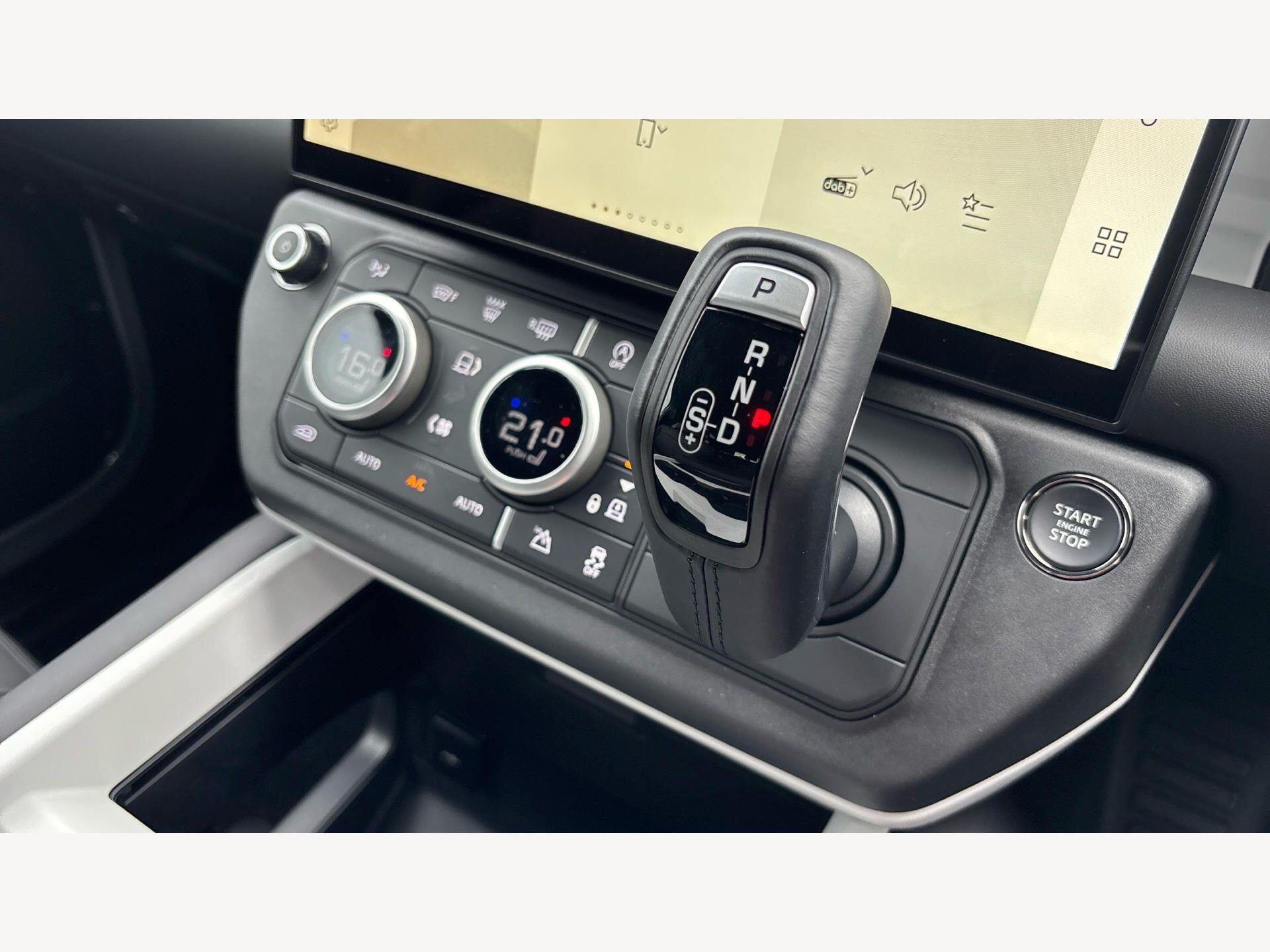 Land Rover Defender view 16