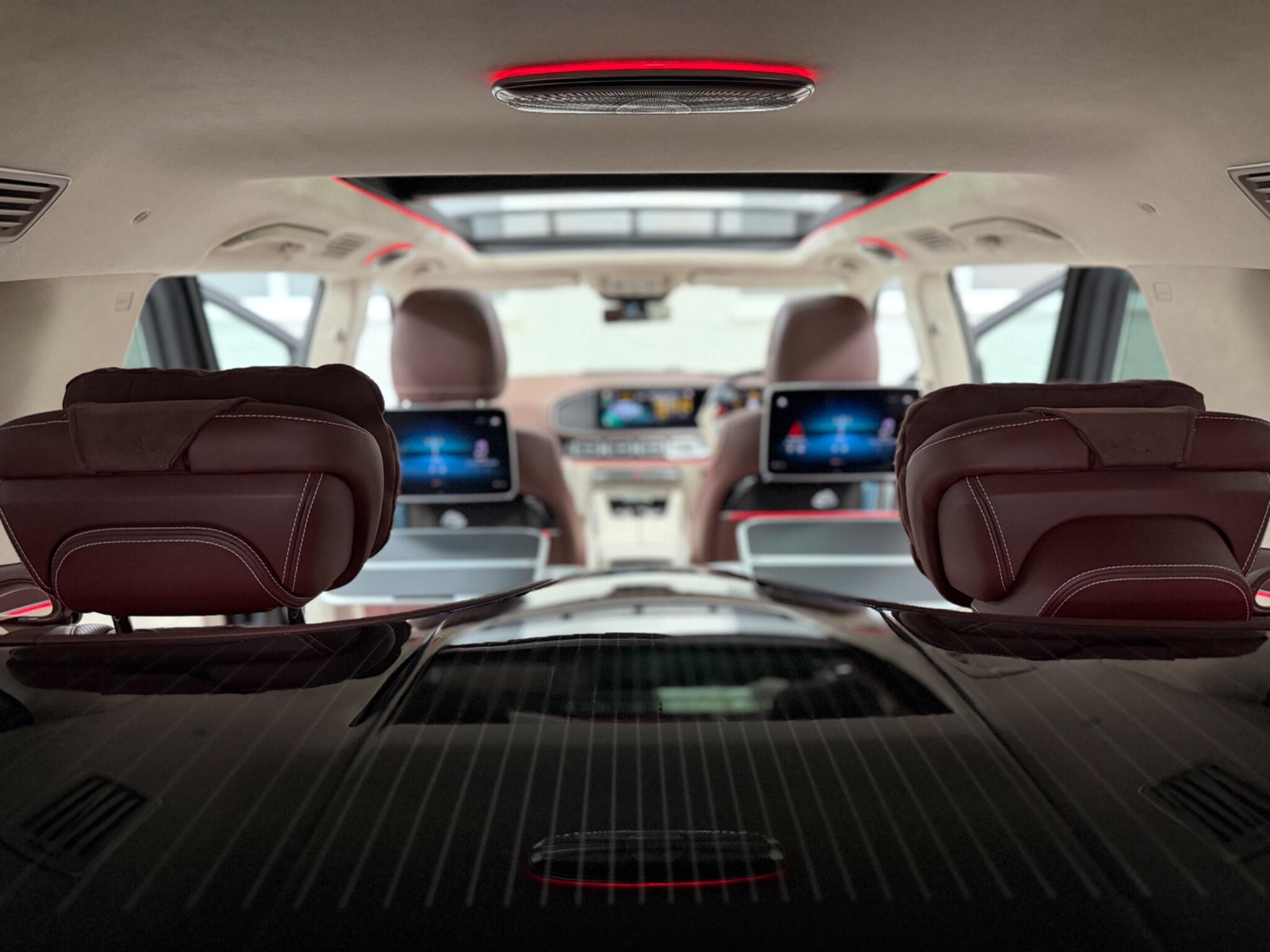 Mercedes-Benz GLS view 2