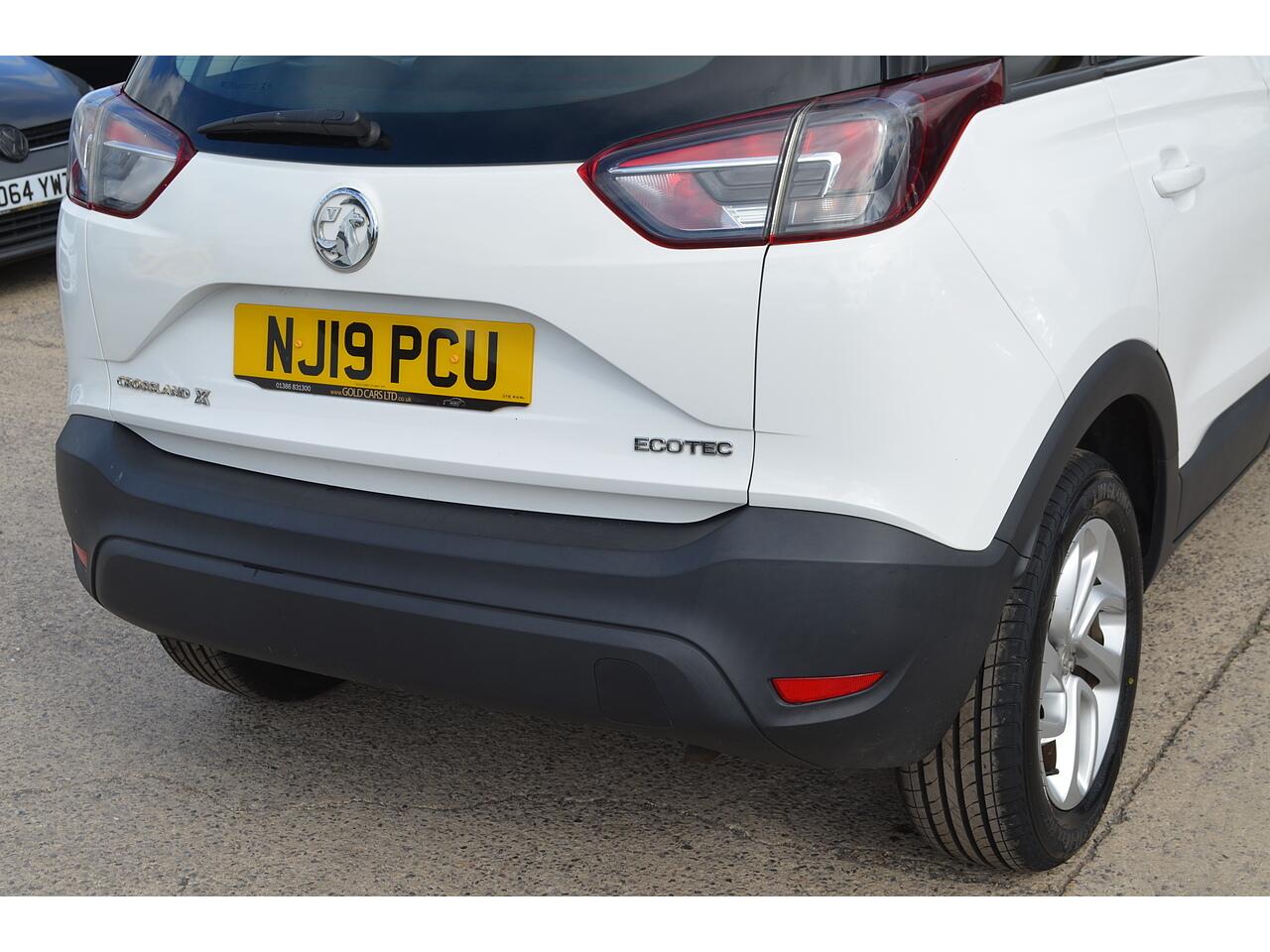 Vauxhall Crossland X view 43