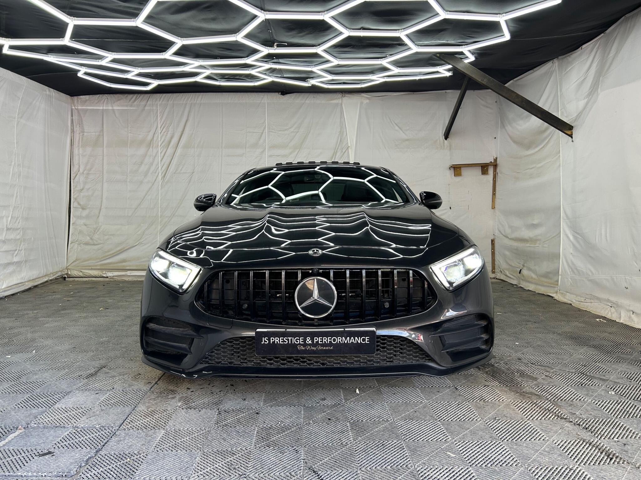 Mercedes-Benz CLS view 2