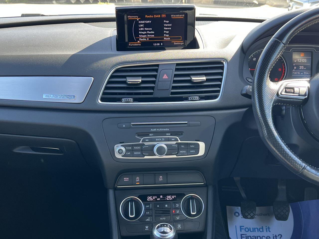Audi Q3 view 34