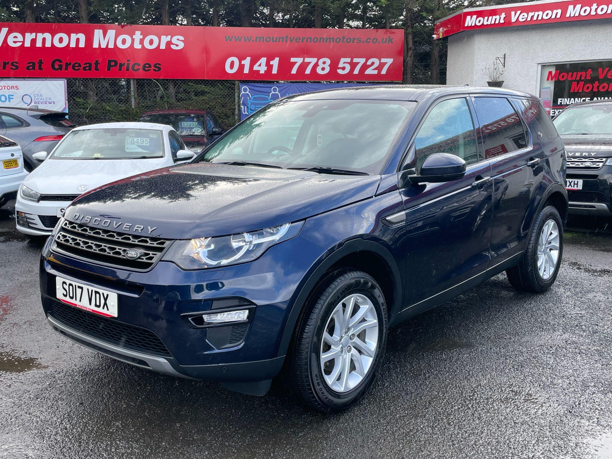 Land Rover Discovery Sport view 7