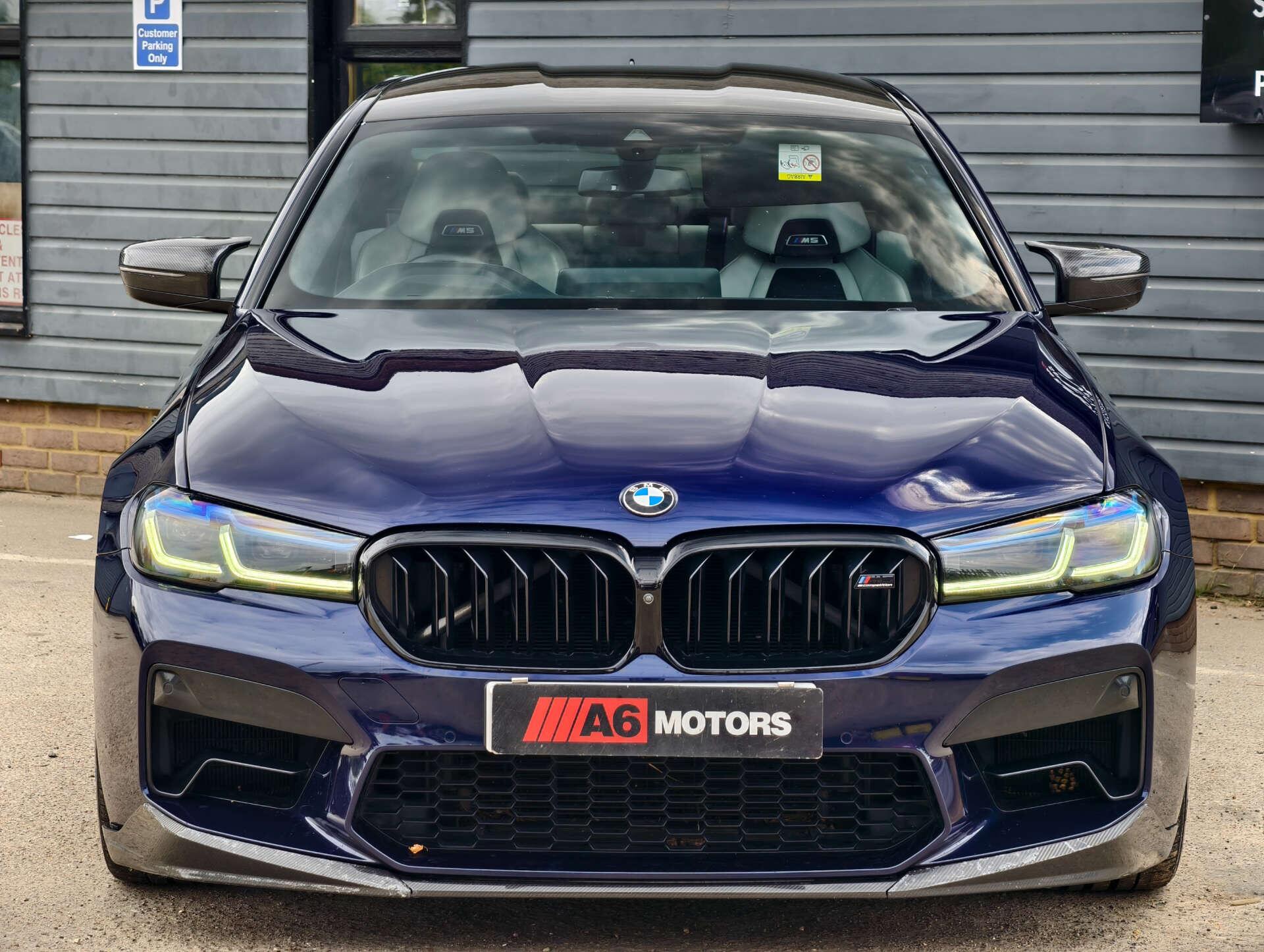 BMW M5 view 10