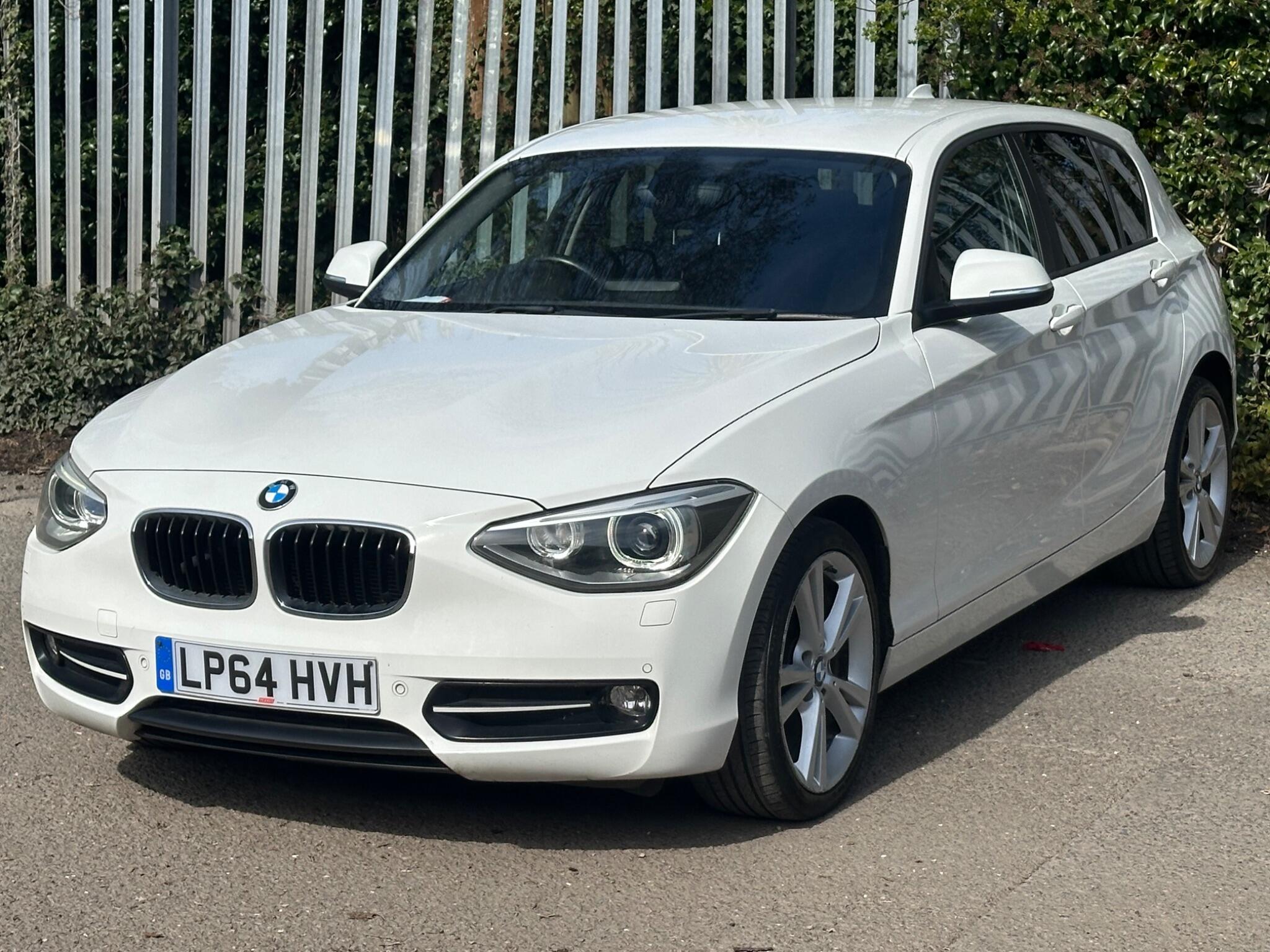 BMW 1 Series view 2