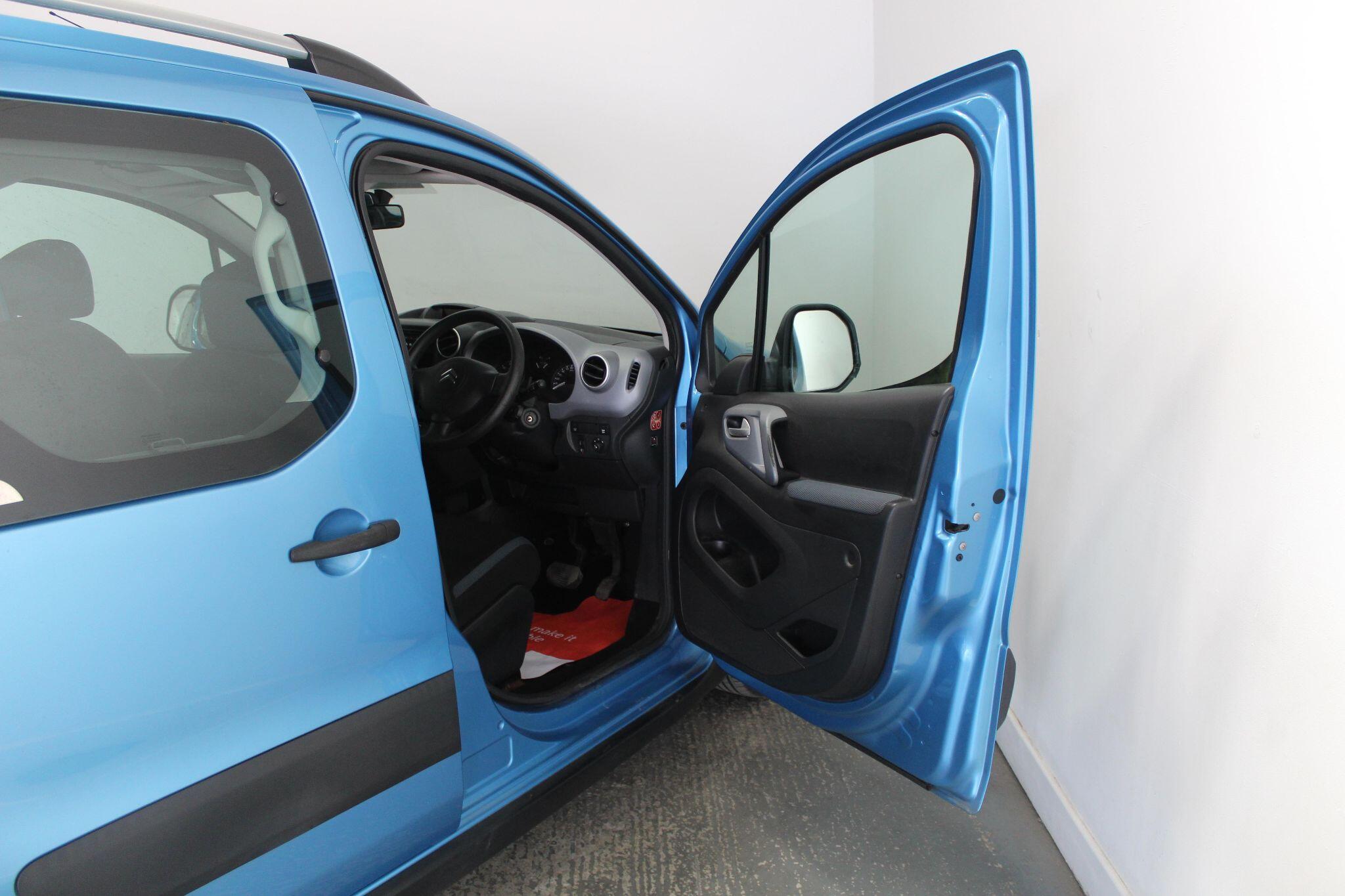 Citroen Berlingo view 23
